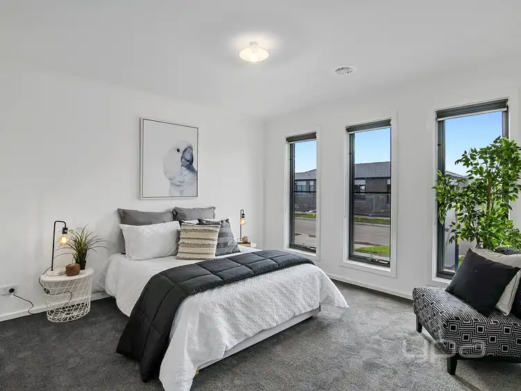 Second view of Homely house listing, 33 Bristol Street, Strathtulloh VIC 3338