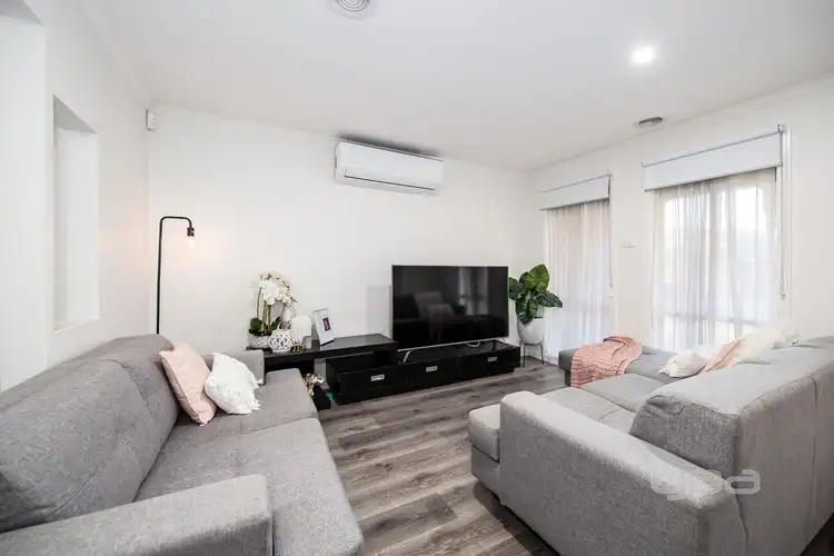 Second view of Homely house listing, 5 Millstream Way, Caroline Springs VIC 3023