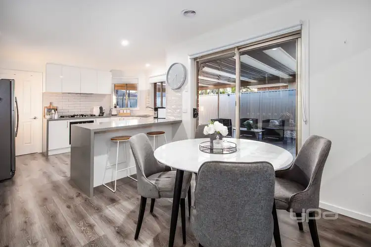 Third view of Homely house listing, 5 Millstream Way, Caroline Springs VIC 3023