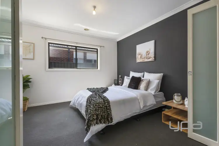 Fifth view of Homely house listing, 10 Cardinia Grove, Manor Lakes VIC 3024