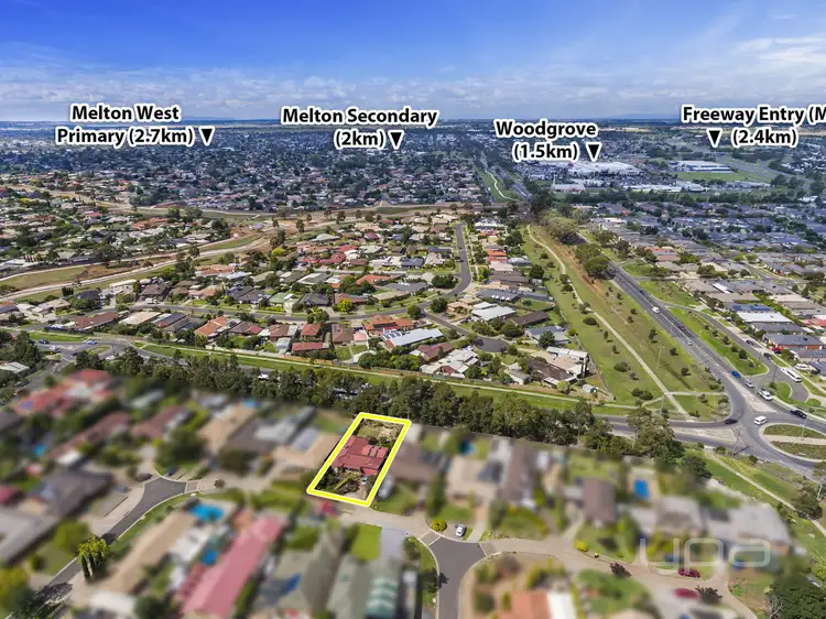 Third view of Homely house listing, 5 Endeavour Place, Melton West VIC 3337