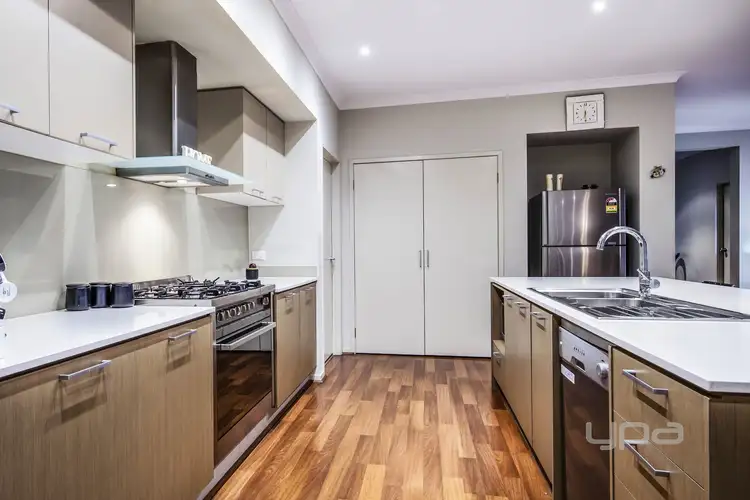 Fourth view of Homely house listing, 7 Durrol Way, Caroline Springs VIC 3023