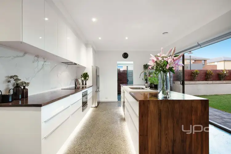 Second view of Homely house listing, 6 Eloura Circuit, Taylors Hill VIC 3037