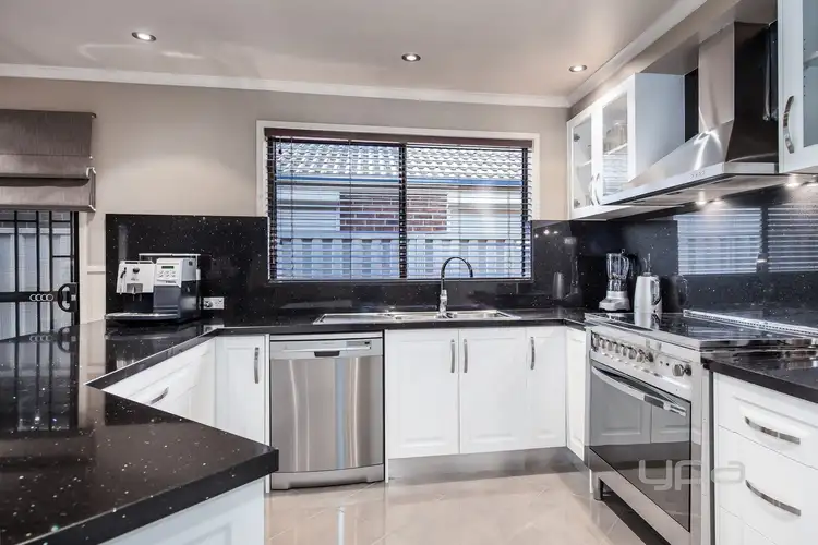 Fifth view of Homely house listing, 29 Blenheim Way, Caroline Springs VIC 3023