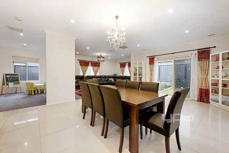 Fourth view of Homely house listing, 7 Escapade Boulevard, Craigieburn VIC 3064