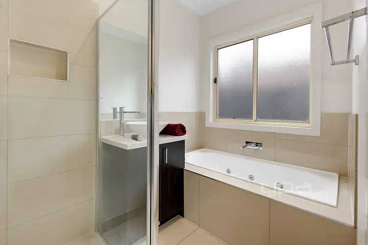 Sixth view of Homely house listing, 7 Escapade Boulevard, Craigieburn VIC 3064
