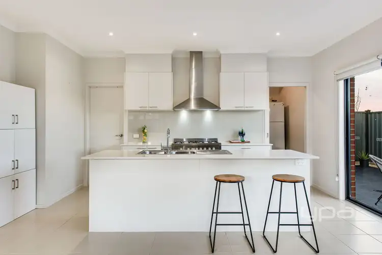 Fourth view of Homely house listing, 4 Lemon Myrtle Way, Craigieburn VIC 3064