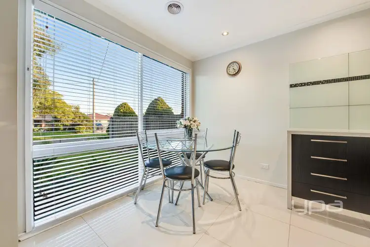 Fifth view of Homely house listing, 6 Salcombe Court, Craigieburn VIC 3064