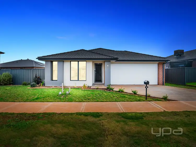 10 Bernabau Avenue, Strathtulloh VIC 3338