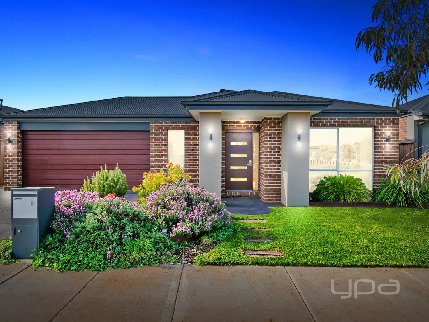 Main view of Homely house listing, 15 Oakbridge Street, Weir Views VIC 3338