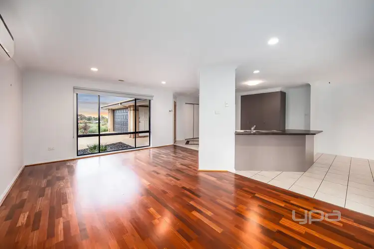 Second view of Homely house listing, 3 Kinley Place, Hillside VIC 3037