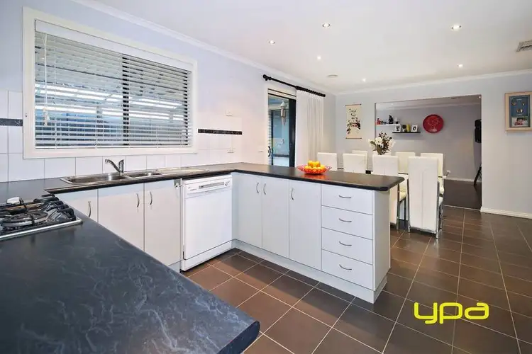 Fourth view of Homely house listing, 2 Ryans Court, Burnside Heights VIC 3023