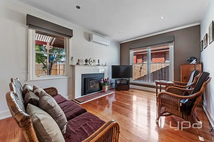 Second view of Homely house listing, 9 Fox Court, Jacana VIC 3047