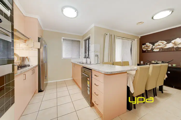 Fourth view of Homely house listing, 18 Themeda Court, Meadow Heights VIC 3048