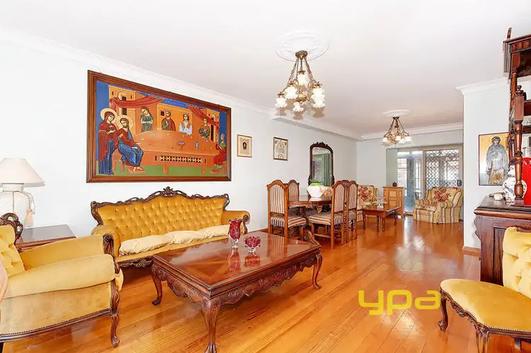 Sixth view of Homely house listing, 8 DEBRA COURT, Lalor VIC 3075