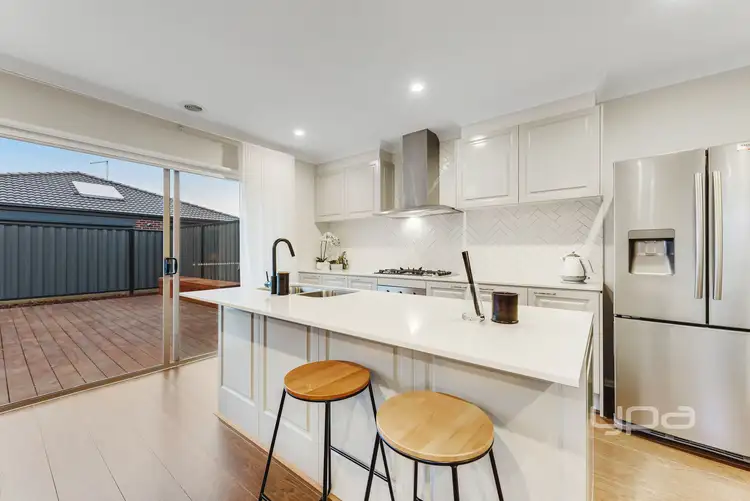 Fifth view of Homely house listing, 10 Sona Street, Craigieburn VIC 3064