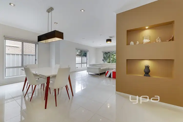 Second view of Homely house listing, 6 Wartook Glade, Caroline Springs VIC 3023