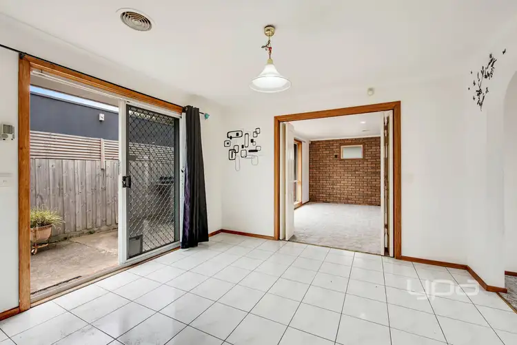 Fifth view of Homely house listing, 35 Bridgewater Road, Craigieburn VIC 3064
