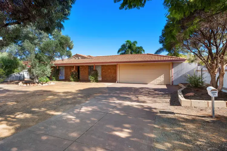39 Burkett Drive, Hannans WA 6430