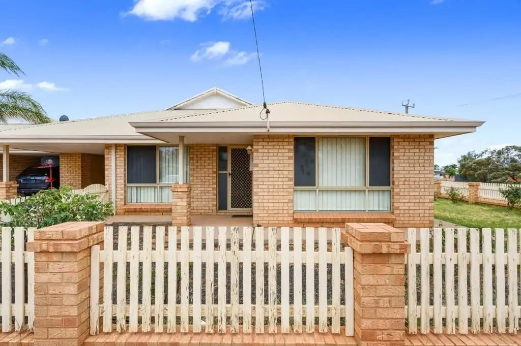 Main view of Homely unit listing, 2/353 Egan Street, Kalgoorlie WA 6430