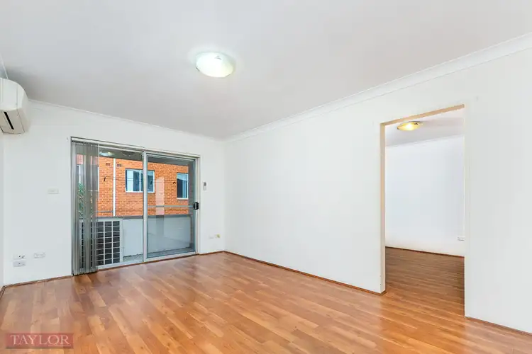 8/50 Weston Street, Harris Park NSW 2150