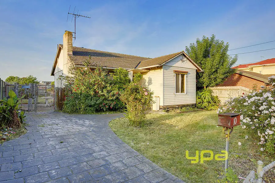 Main view of Homely house listing, 10 Dacelo Avenue, Broadmeadows VIC 3047