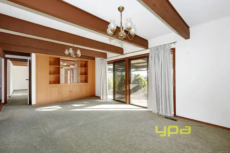 Fourth view of Homely house listing, 15 Augustines Way, Keilor VIC 3036