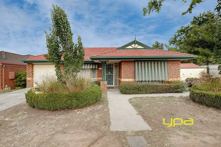 Main view of Homely house listing, 27 Woodlea Crescent, Craigieburn VIC 3064