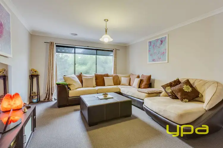 Second view of Homely house listing, 2 Fulham Way, Sunbury VIC 3429