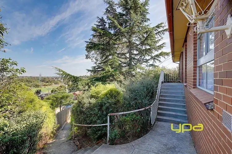 12 Leech Court, Jacana VIC 3047