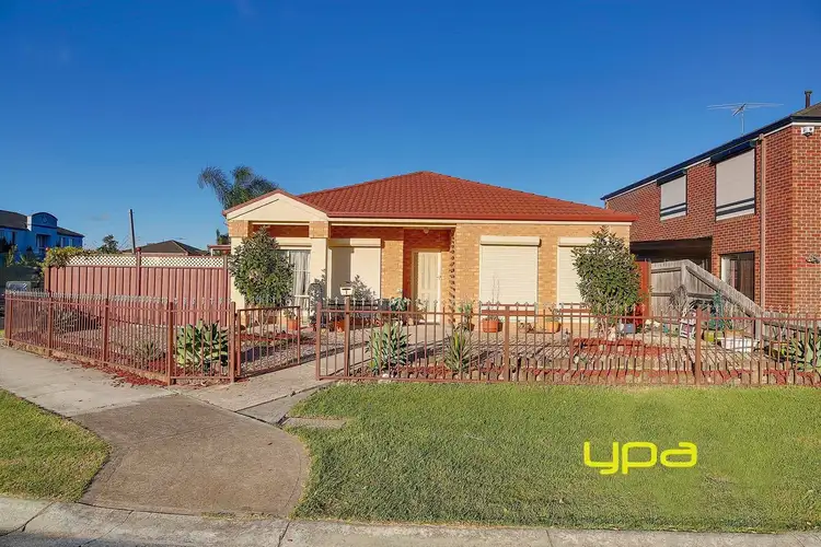 1 Petre Court, Roxburgh Park VIC 3064