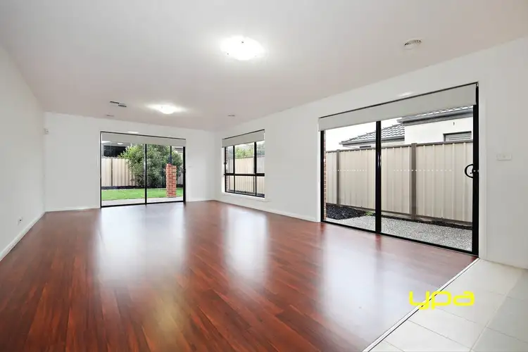 Second view of Homely house listing, 7 Naomi Street, Burnside Heights VIC 3023