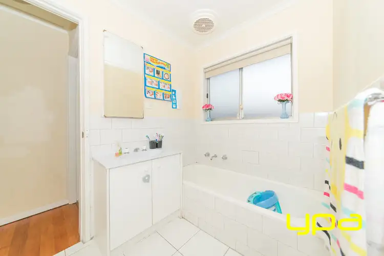 Sixth view of Homely house listing, 8 Lubeck Court, Meadow Heights VIC 3048