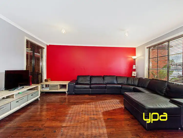 Second view of Homely house listing, 2 Gumleaf Court, Cairnlea VIC 3023