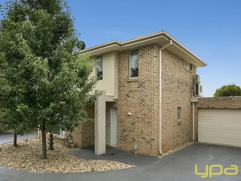 Main view of Homely townhouse listing, 3/25-27 Golf Links Drive, Sunbury VIC 3429