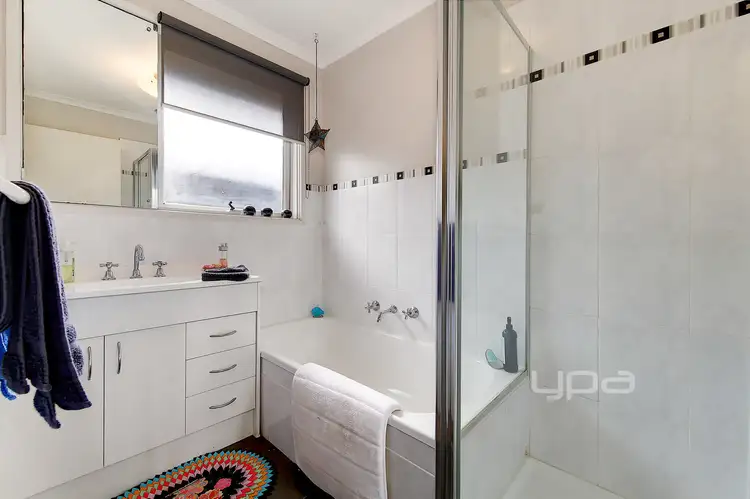 Sixth view of Homely house listing, 8 Mitford Crescent, Craigieburn VIC 3064