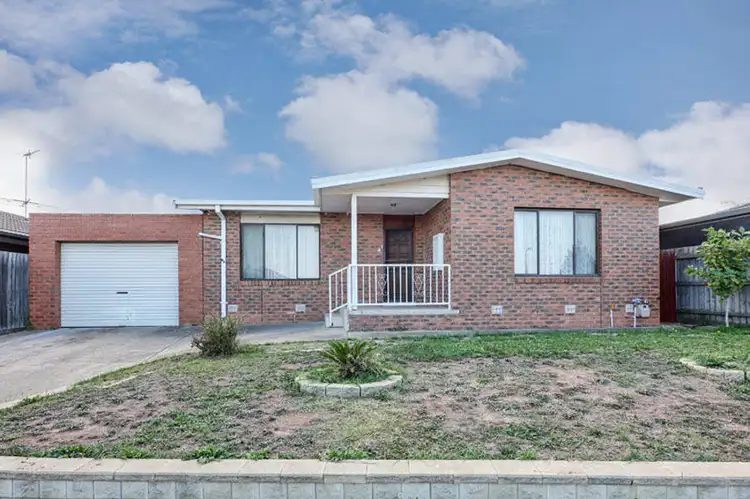 20 Cassinia Crescent, Meadow Heights VIC 3048