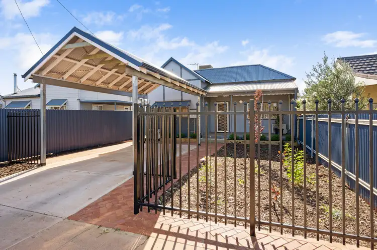 19 Rhodes St, Kalgoorlie WA 6430