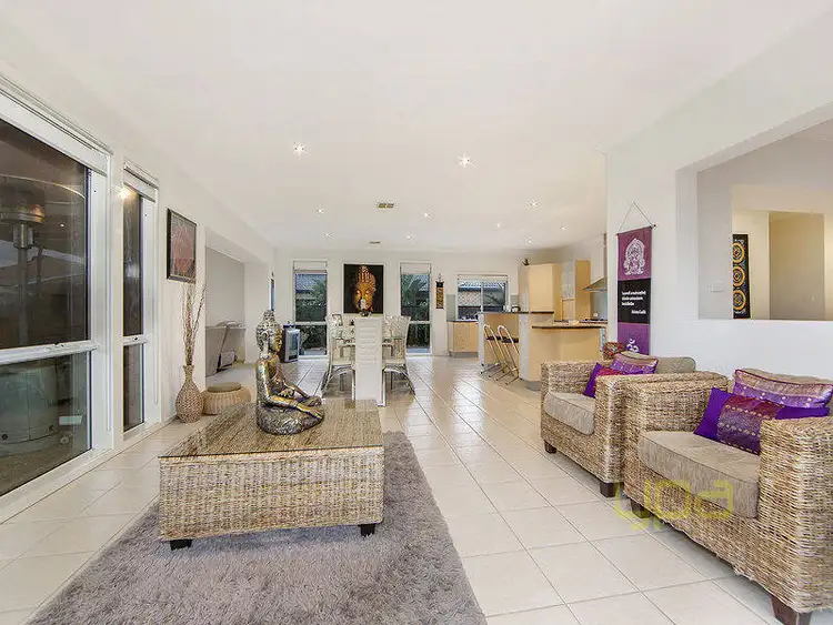 Seventh view of Homely house listing, 2 Scotney Crescent, Derrimut VIC 3030