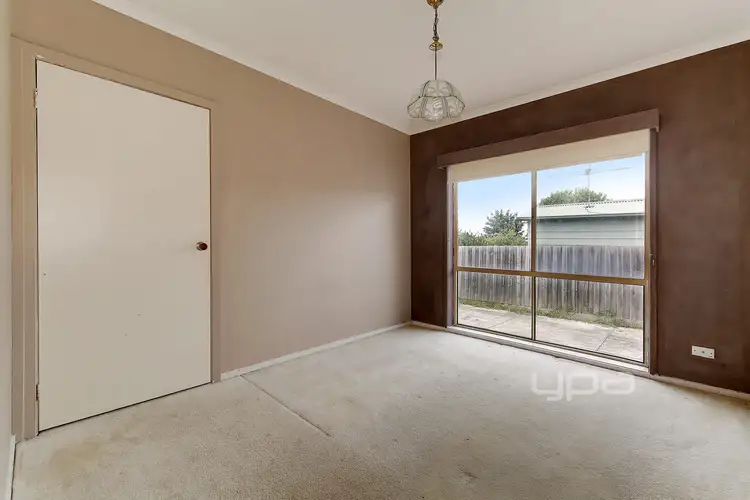 Sixth view of Homely house listing, 10 Milford Court, Meadow Heights VIC 3048