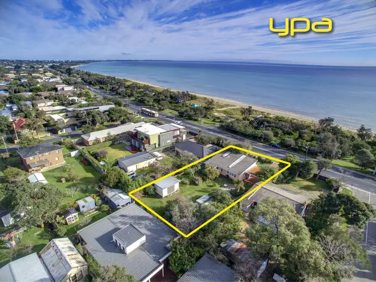 2033 Point Nepean Road, Tootgarook VIC 3941