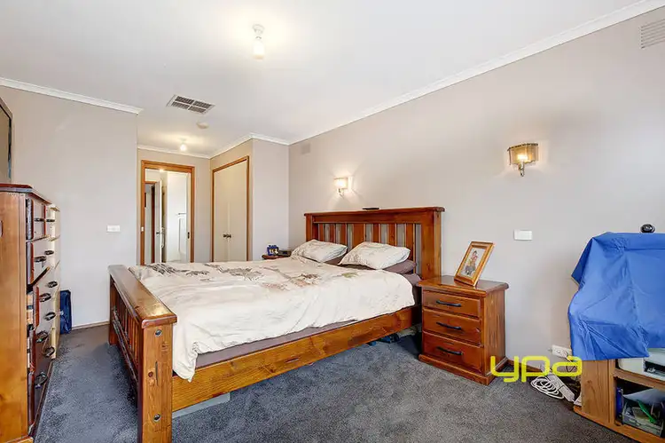 Sixth view of Homely house listing, 3 Goya Court, Gladstone Park VIC 3043
