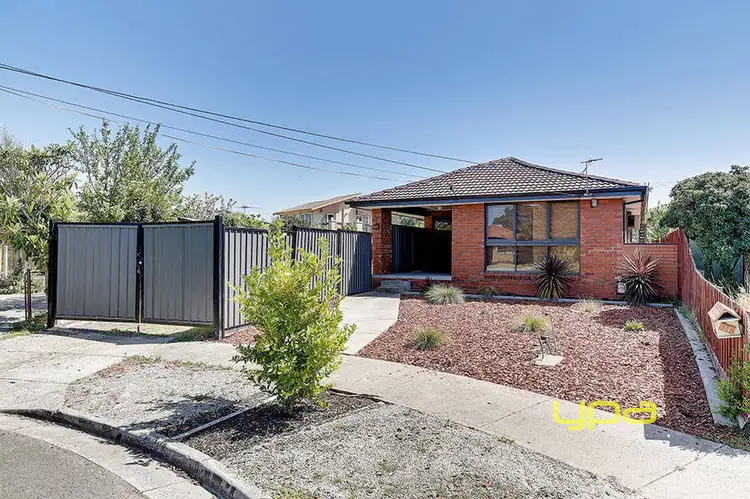 Second view of Homely house listing, 11 Bickford Close, Tullamarine VIC 3043