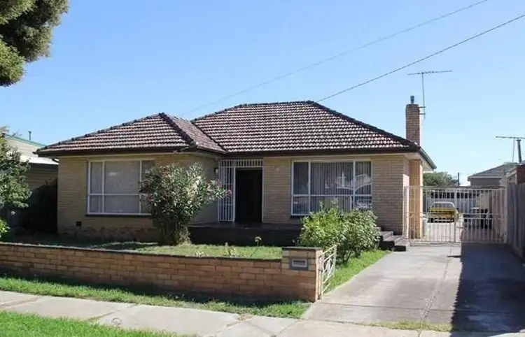 10 George Street, St Albans VIC 3021