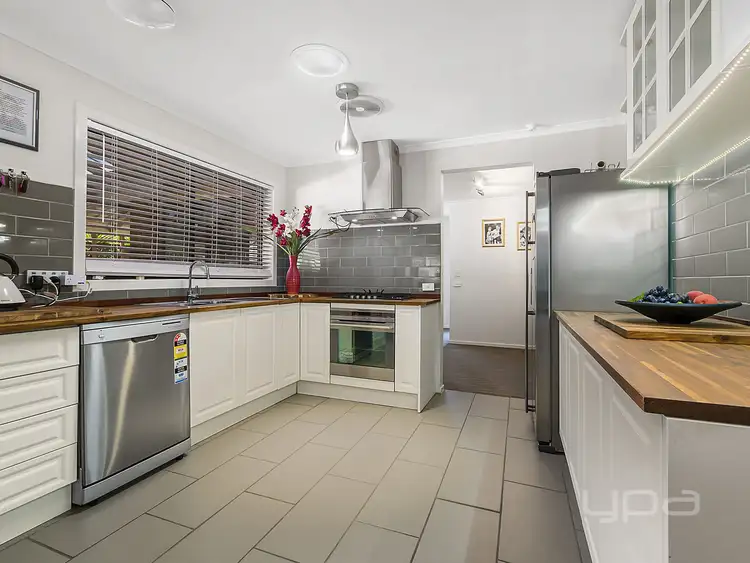 Fifth view of Homely house listing, 6 Duster Court, Brookfield VIC 3338