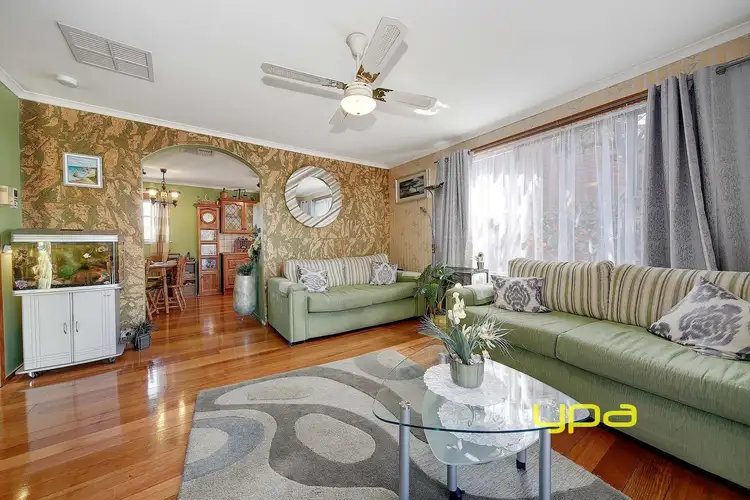 Fifth view of Homely house listing, 6 Lorraine Crescent, Jacana VIC 3047