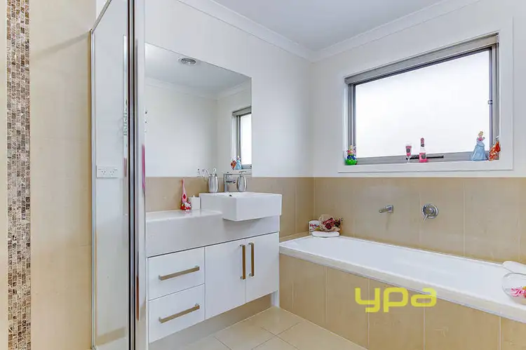 Third view of Homely house listing, 21 Clarendon Avenue, Craigieburn VIC 3064