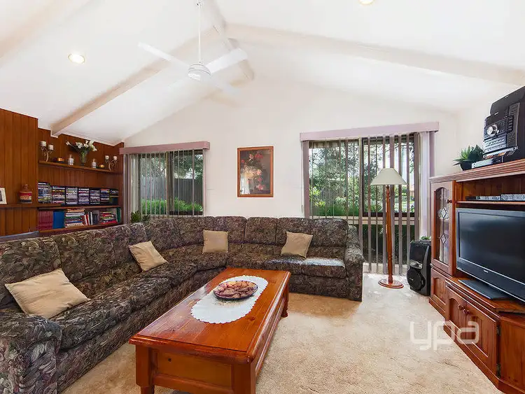 Second view of Homely house listing, 10 Penfold Place, Albanvale VIC 3021