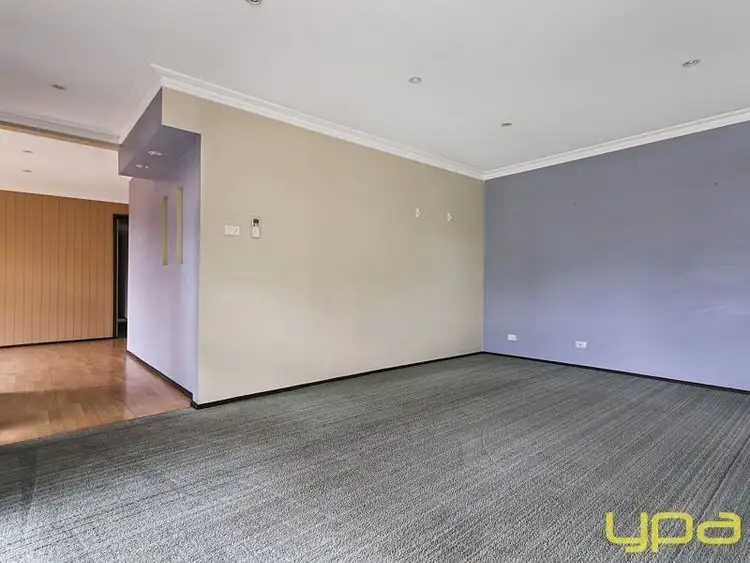 Fifth view of Homely house listing, 1 Hotham Court, Sunbury VIC 3429