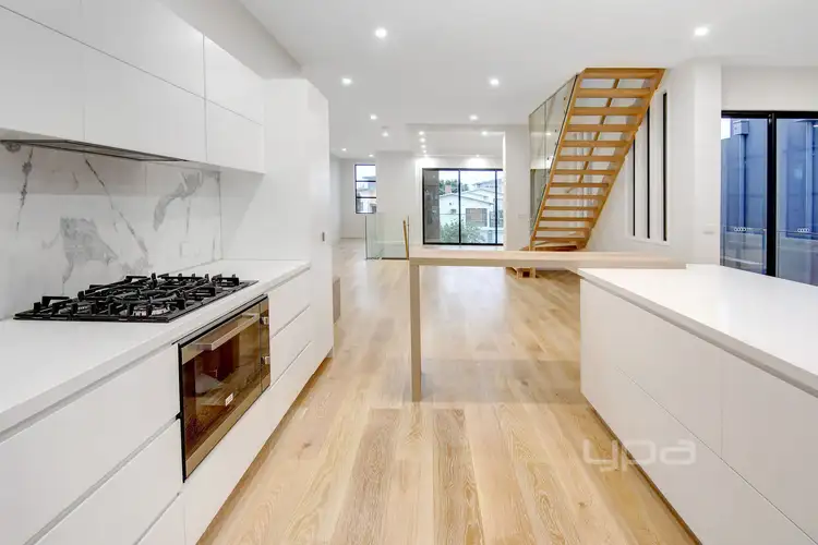 Sixth view of Homely townhouse listing, 2/25 - 29 Eighth Avenue, Rosebud VIC 3939